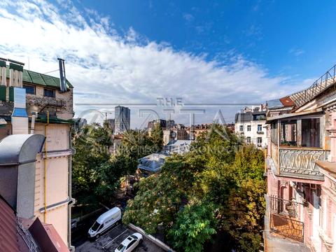 комерційна за адресою Велика Васильківська вул. (Червоноармійська), 32-А