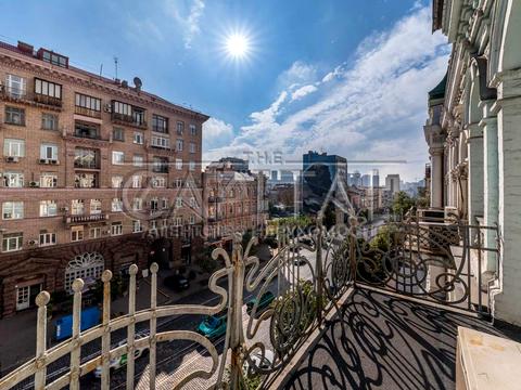 комерційна за адресою Велика Васильківська вул. (Червоноармійська), 32-А