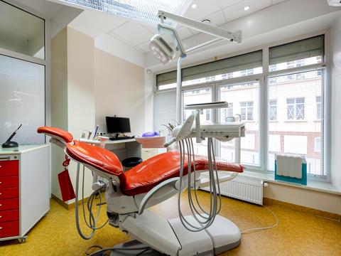 комерційна за адресою Генерала Тараса Чупринки вул. (Пушкіна), 3