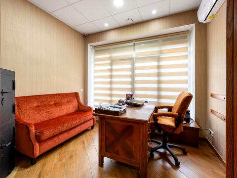 комерційна за адресою Генерала Тараса Чупринки вул. (Пушкіна), 3