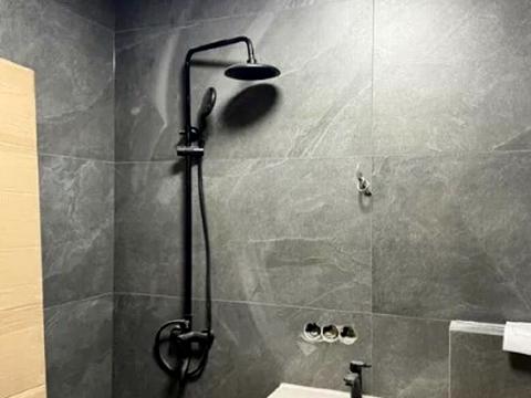 квартира по адресу Инглези ул. (25-ї Чапаєвської Дивізії), 2в