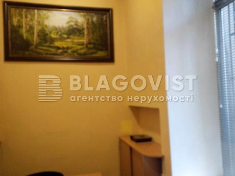 комерційна за адресою Лютеранська вул., 11-А