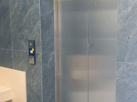 квартира за адресою Літературна вул., 10