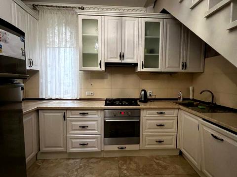 квартира за адресою Золота вул. (), 20