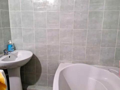 квартира за адресою Радісна вул. (Ватутіна), 20-А