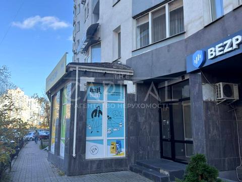 комерційна за адресою Миколи Бажана просп., 16