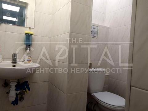 комерційна за адресою В'ячеслава Чорновола вул., 14