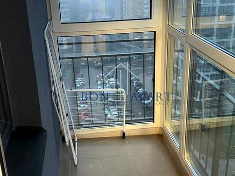 квартира по адресу Олександра Олеся ул., 4-Б