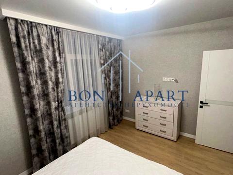 квартира по адресу Олександра Олеся ул., 4-Б