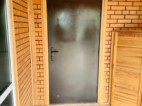 комерційна за адресою Шевченка пл., 3