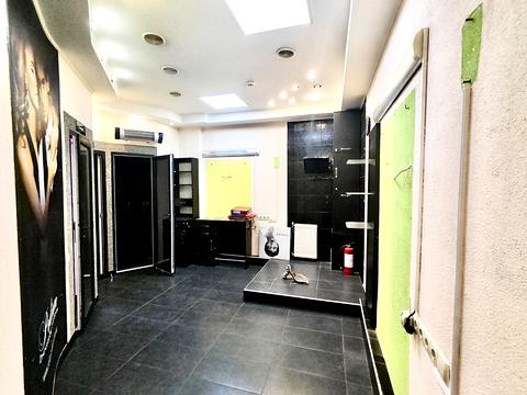 комерційна за адресою Шевченка пл., 3