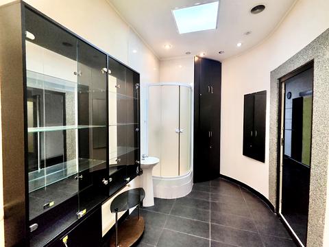 комерційна за адресою Шевченка пл., 3