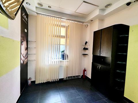 комерційна за адресою Шевченка пл., 3