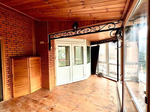 комерційна за адресою Шевченка пл., 3