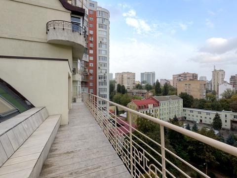 комерційна за адресою Олександра Кониського вул., 46