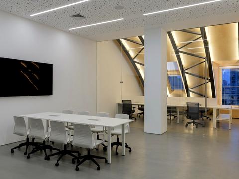 комерційна за адресою Олександра Кониського вул., 46