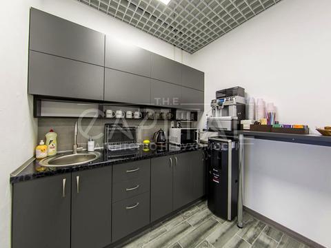 комерційна за адресою Панаса Мирного вул., 14