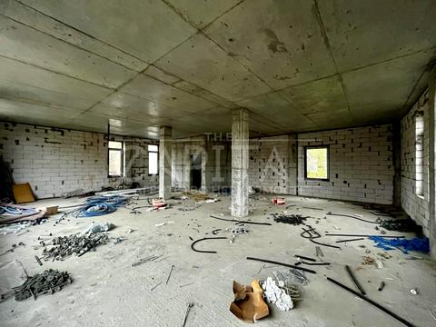 комерційна за адресою Мостицька вул., 4