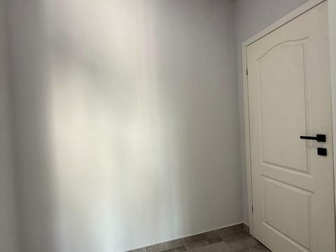 коммерческая по адресу Грушевського, 1