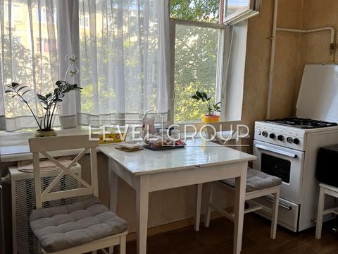 квартира за адресою Братиславська вул., 8