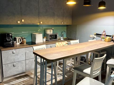 коммерческая по адресу Василия Тютюнника ул. (Анрі Барбюса), 51/1А