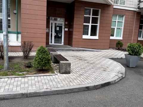 коммерческая по адресу Василия Тютюнника ул. (Анрі Барбюса), 51/1А