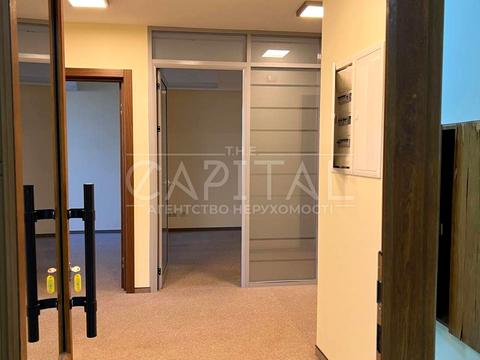 комерційна за адресою Кудрявська вул., 16