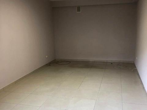 комерційна за адресою Павла Тичини вул., 2 в