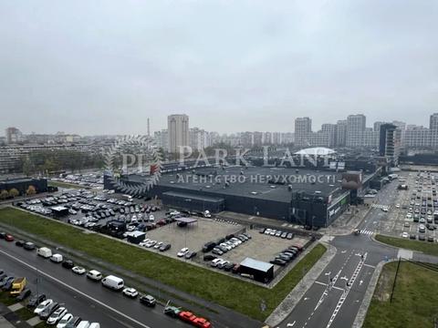 квартира по адресу Олександра Олеся ул., 8/17