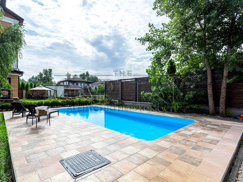 будинок за адресою смт. Козин, Пайова вул.