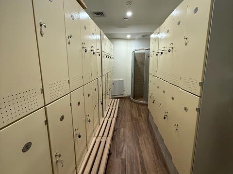 комерційна за адресою Євгена Коновальця вул. (Щорса), 36-д