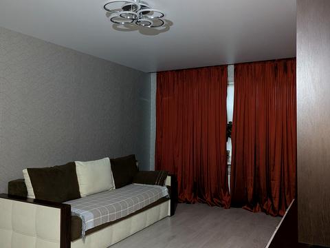 квартира за адресою Квартальна вулиц вул. (Гладкова), 38