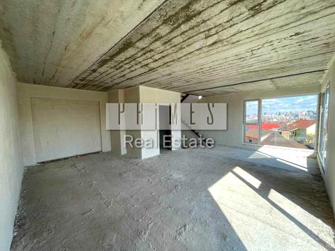 дом по адресу Листопадная ул.