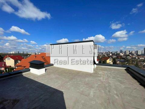 дом по адресу Листопадная ул.