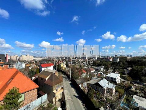 дом по адресу Листопадная ул.