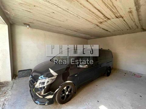 дом по адресу Листопадная ул.