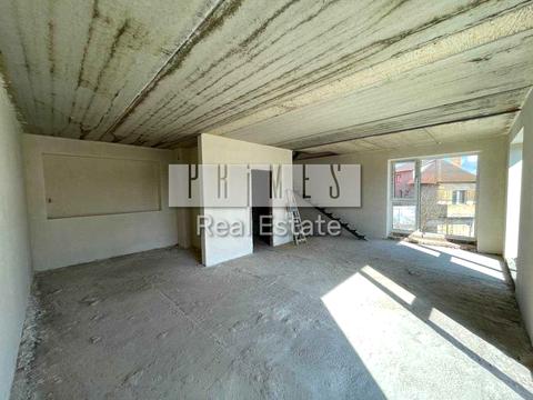 дом по адресу Листопадная ул.