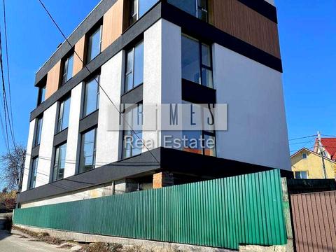 дом по адресу Листопадная ул.