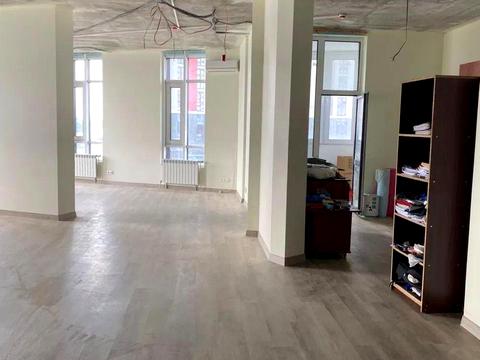 комерційна за адресою Микільсько-Слобідська вул., 15