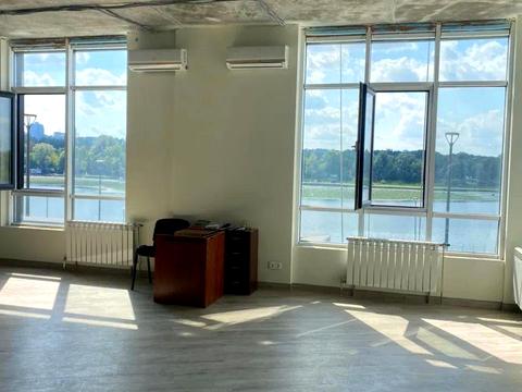 комерційна за адресою Микільсько-Слобідська вул., 15