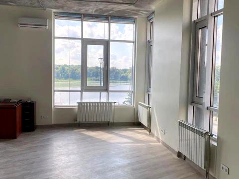 комерційна за адресою Микільсько-Слобідська вул., 15