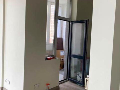 комерційна за адресою Микільсько-Слобідська вул., 15