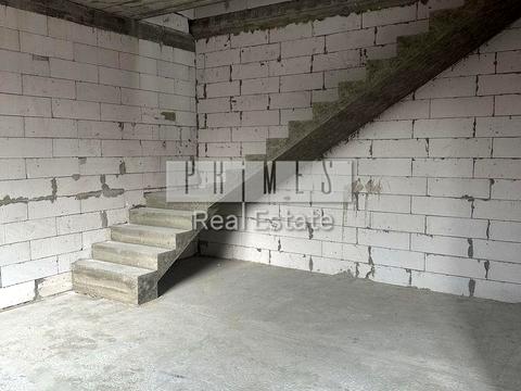 дом по адресу Лісостепна