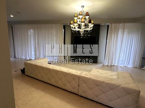 будинок за адресою смт. Козин, Лугова вул.