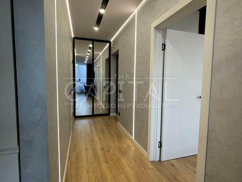 квартира за адресою Зарічна вул., 4