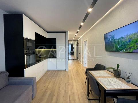 квартира за адресою Зарічна вул., 4