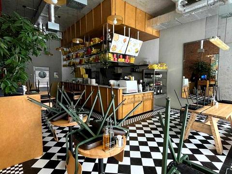 комерційна за адресою Василя Тютюнника вул. (Анрі Барбюса), 2/1