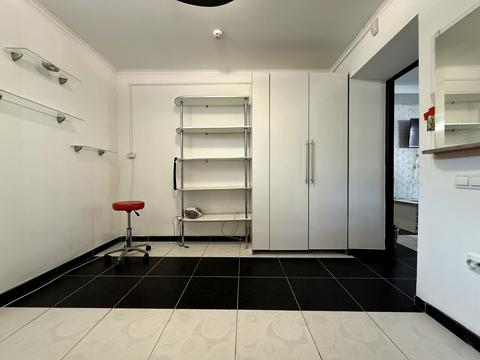 комерційна за адресою Пасічна вул., 39в