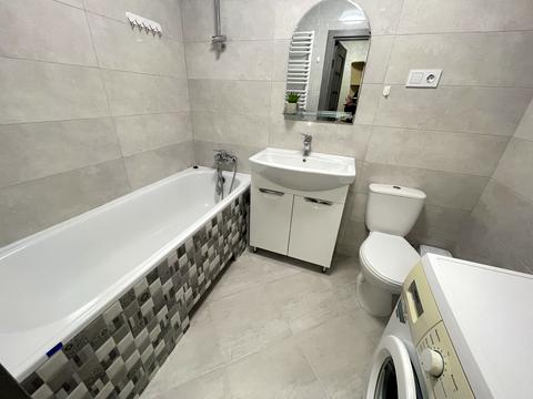 квартира за адресою Рєпіна вул., 38