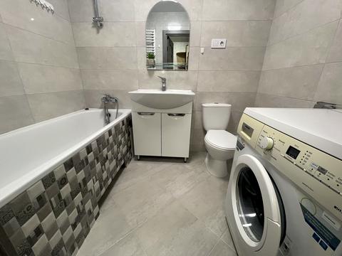 квартира за адресою Рєпіна вул., 38